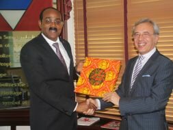 Встречи с новым руководством Антигуа и Барбуды, Сент-Джонс.| Meetings with new leaders of Antigua and Barbuda, St. John's
